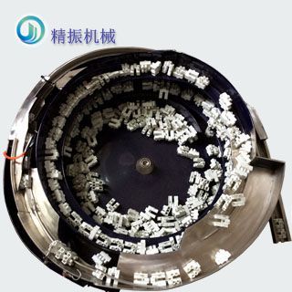 塑料件米兰平台app体育-官方版自动送料